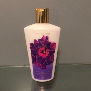 Victoria Secret LOVE SPELL Lotion